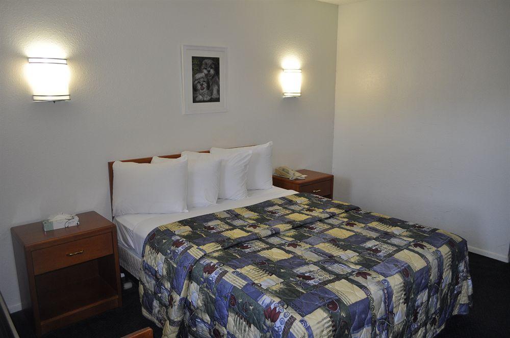 Pacific Inn Motel Ventura Buitenkant foto