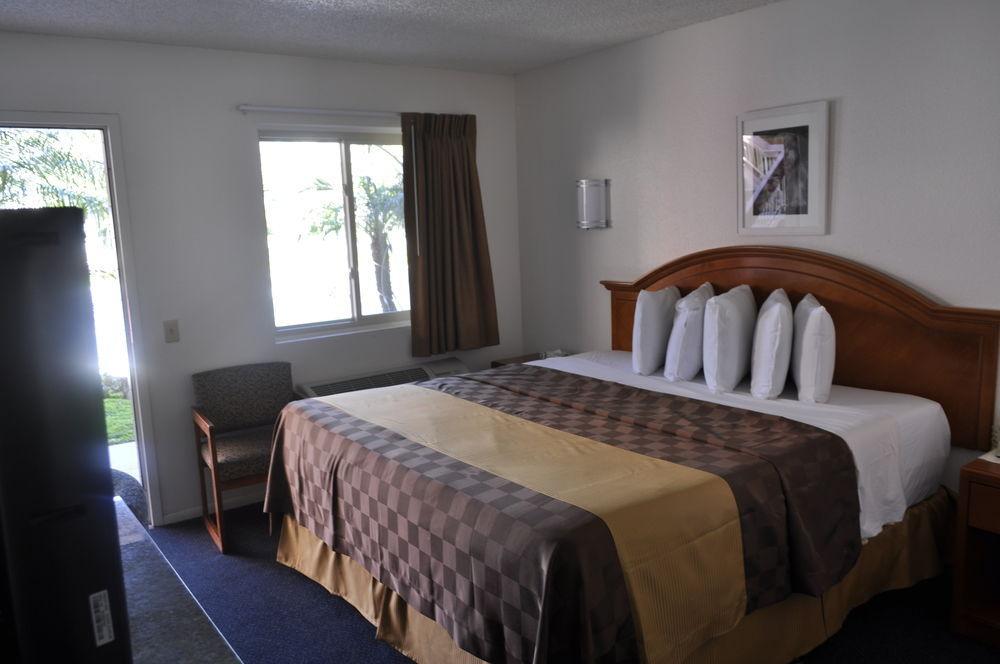 Pacific Inn Motel Ventura Buitenkant foto